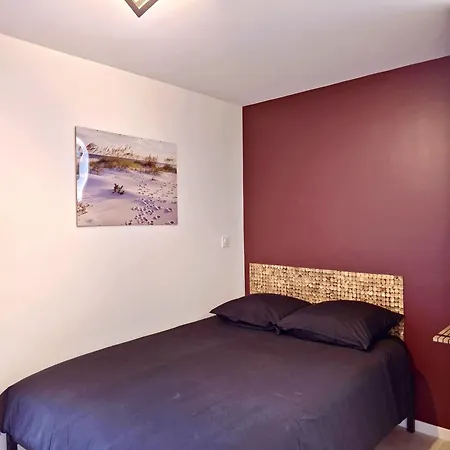 Les De Sandrine Avec Salle D'eau Privée - Partagé De 3 Appartement