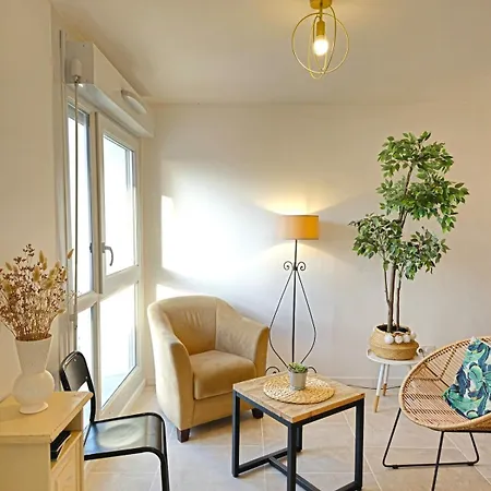 Appartement Les De Sandrine Avec Salle D'eau Privée - Partagé De 3 *