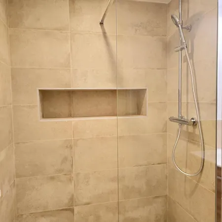 Les De Sandrine Avec Salle D'eau Privee Dans Un En Collocation