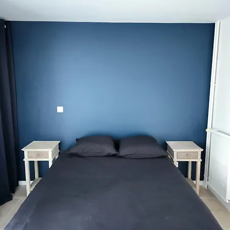 Apartament Les De Sandrine Avec Salle D'eau Privee Dans Un En Collocation