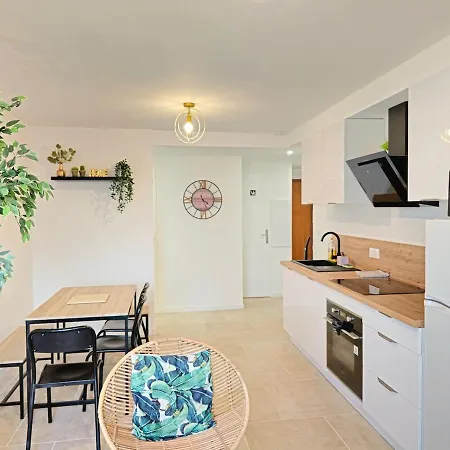 Les De Sandrine Avec Salle D'eau Privee Dans Un En Collocation Apartament