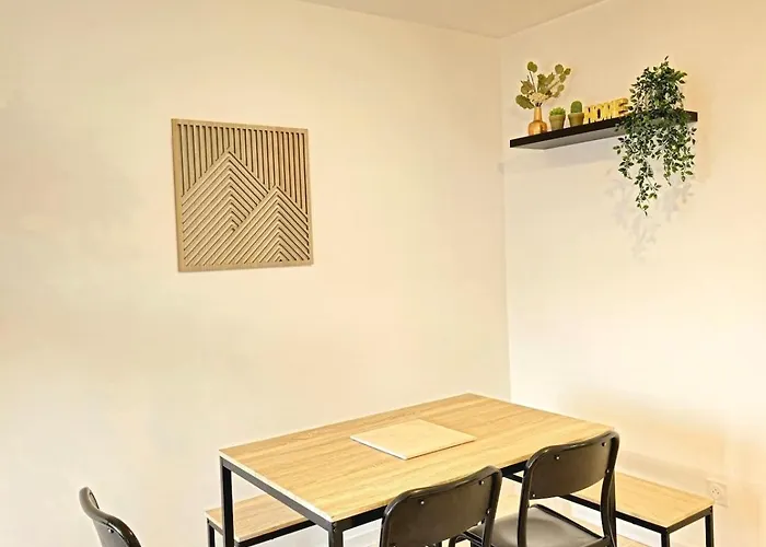 Les De Sandrine Avec Salle D'eau Privee Dans Un En Collocation Апартаменты Тулуза